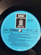 Stabsmusikkorps Der Bundeswehr , Leitung: Oberstleutnant Gerhard Scholz, Heeresmusikkorps Der 1. Gebirgsdivision , Leitung: Oberstleutnant Werner Zimmermann – Große Traditionsmärsche