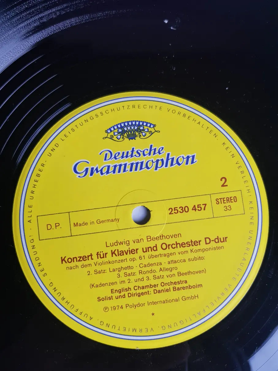 Ludwig van Beethoven – English Chamber Orchestra · Daniel Barenboim – Klavierkonzert D-dur = Piano Concerto In D Major Übertragung Des Violinkonzertes Op. 61 = Arranged From Violin Concerto, Op. 61