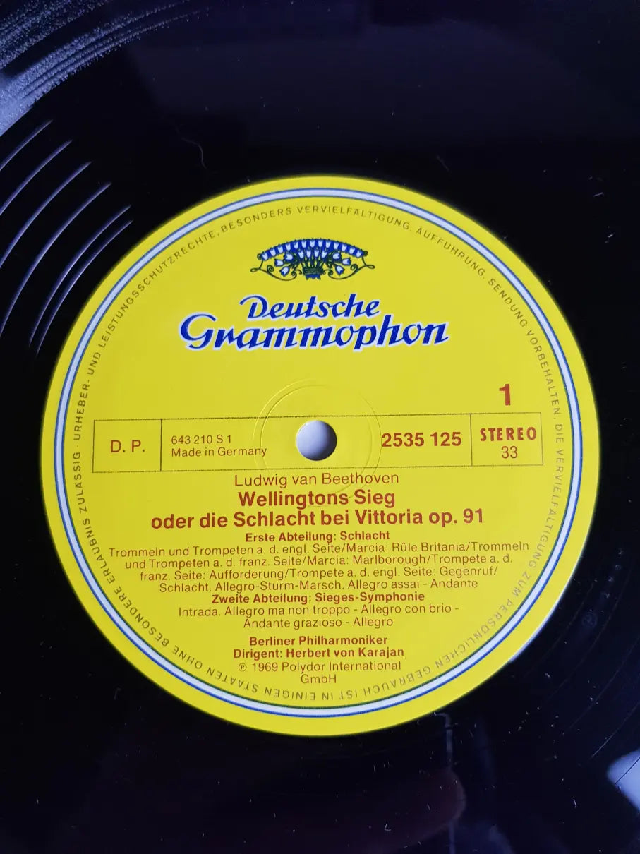 Beethoven, Tschaikowsky, Don Kosaken Chor Serge Jaroff, Berliner Philharmoniker, Herbert von Karajan – Wellingtons Sieg Oder Die Schlacht Bei Vittoria / Ouverture Solennelle »1812«