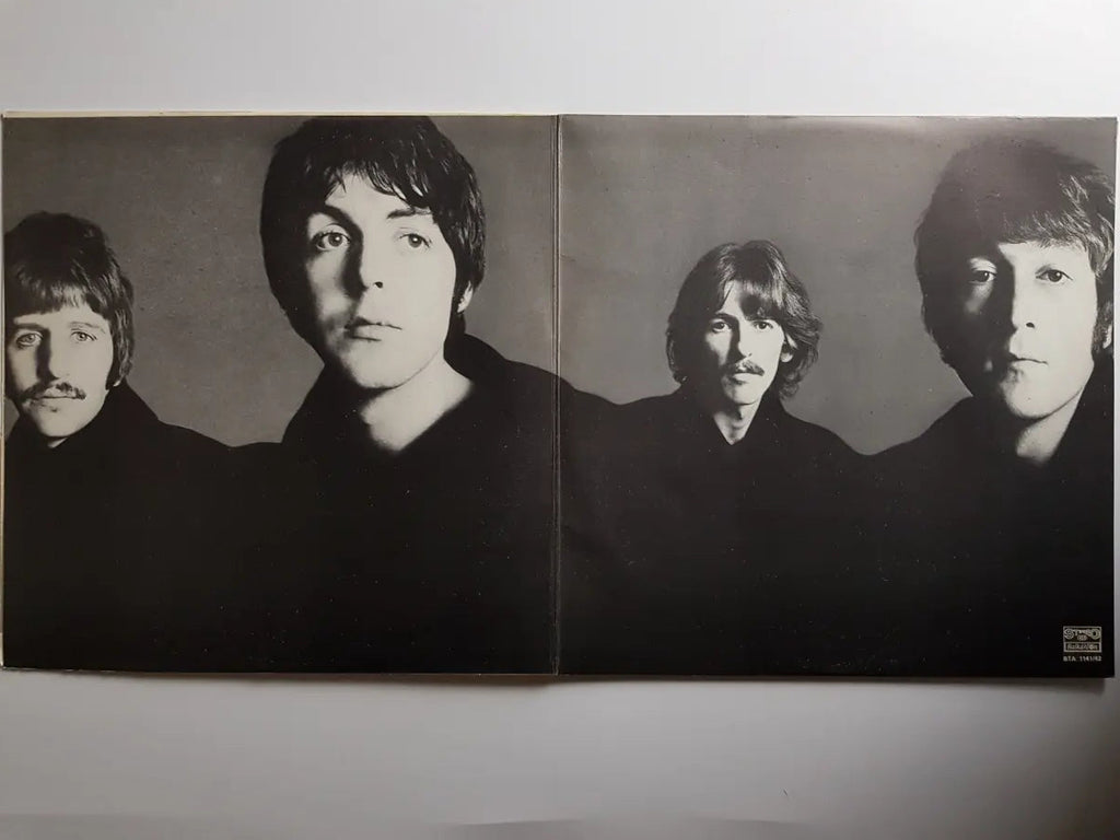 The Beatles – Love Songs