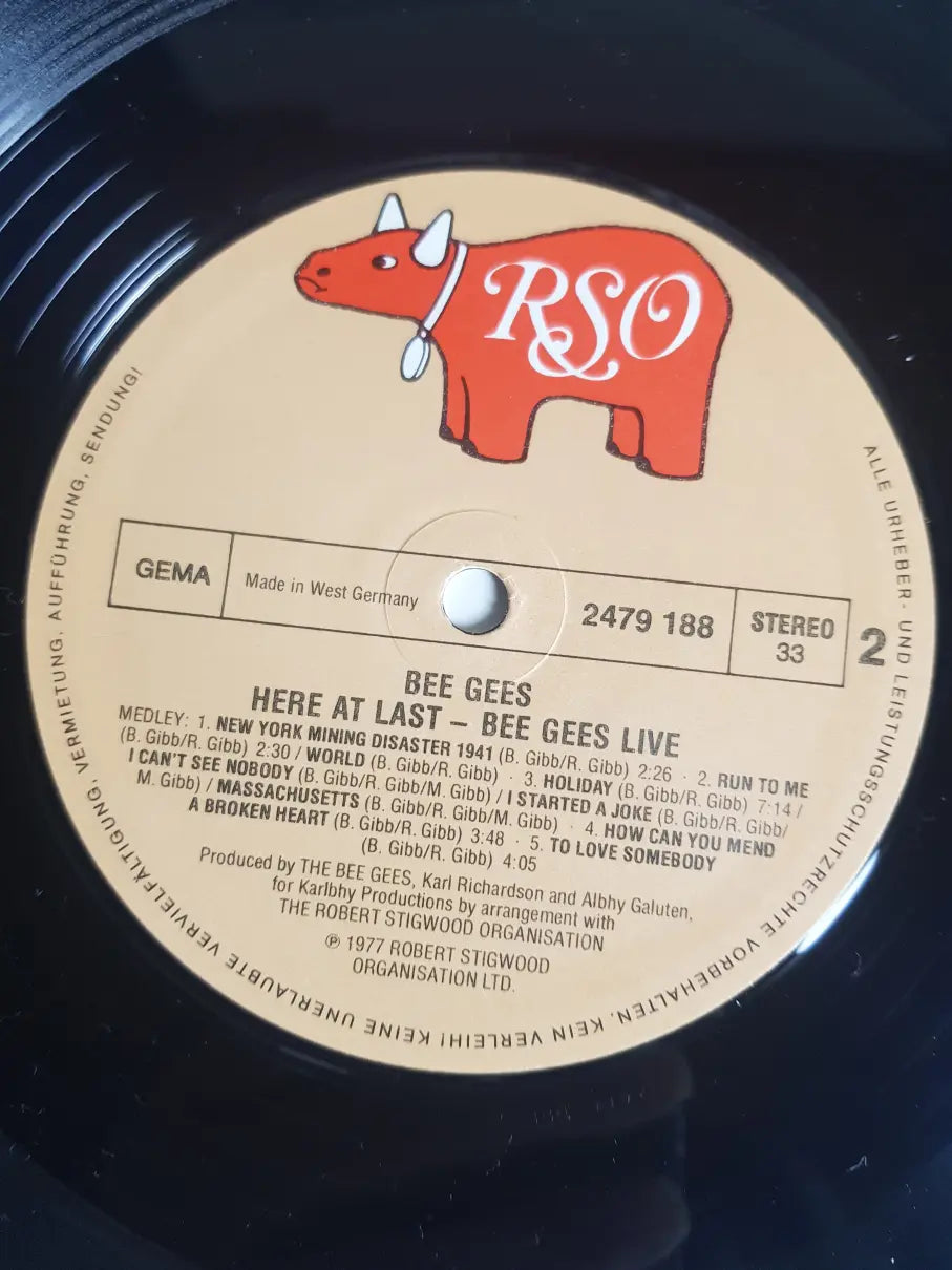 Bee Gees – Here At Last... Bee Gees ...Live