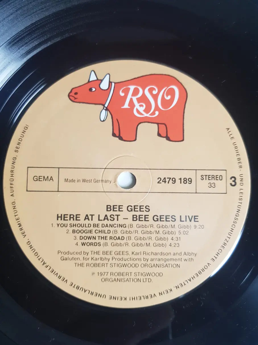 Bee Gees – Here At Last... Bee Gees ...Live