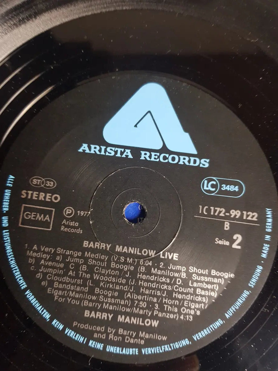 Barry Manilow – Live