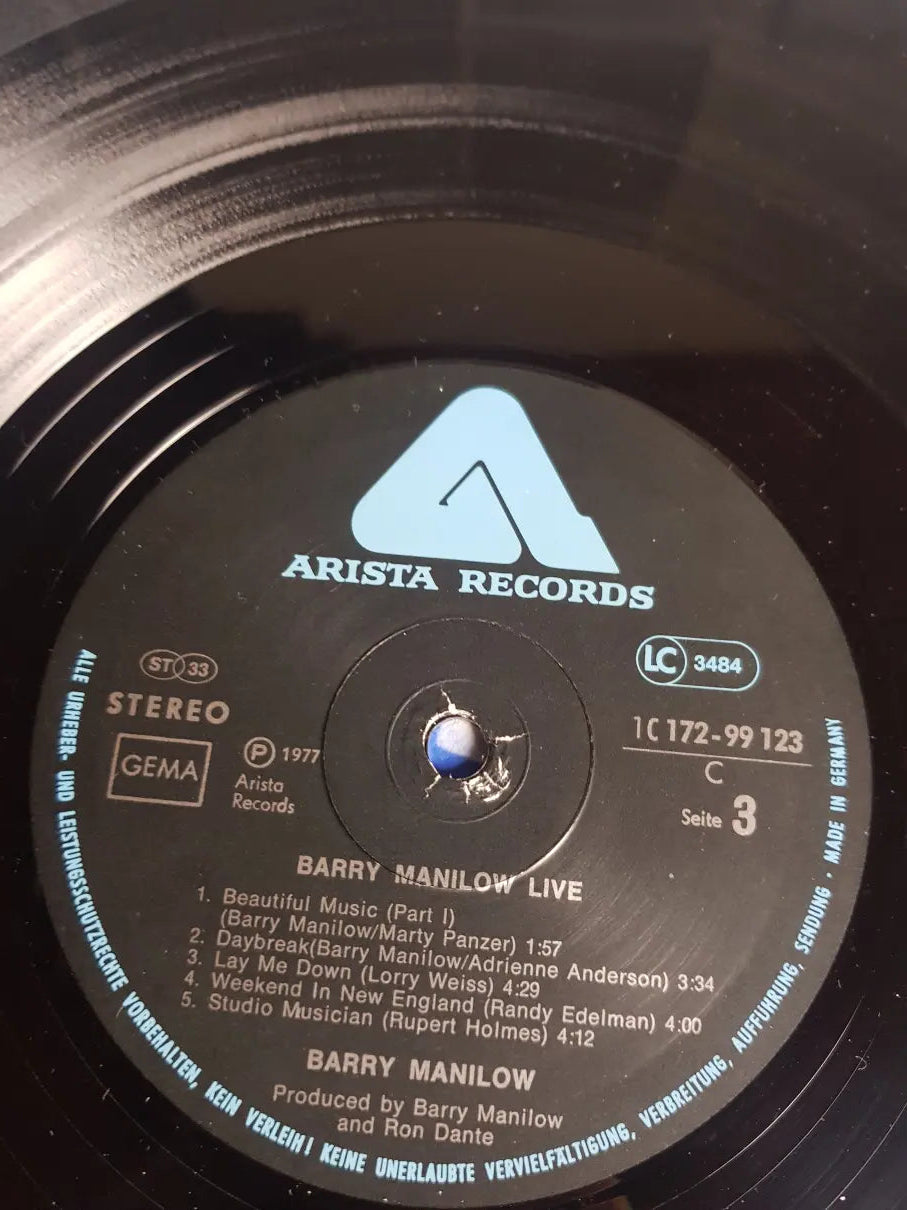 Barry Manilow – Live