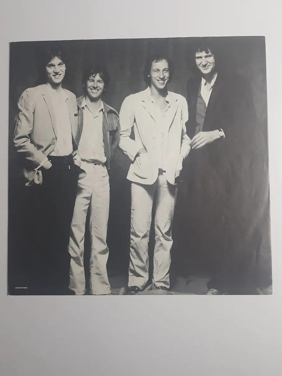 Dire Straits – Communiqué