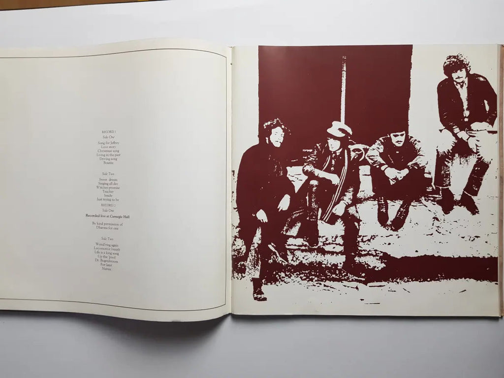 Jethro Tull – Living In The Past