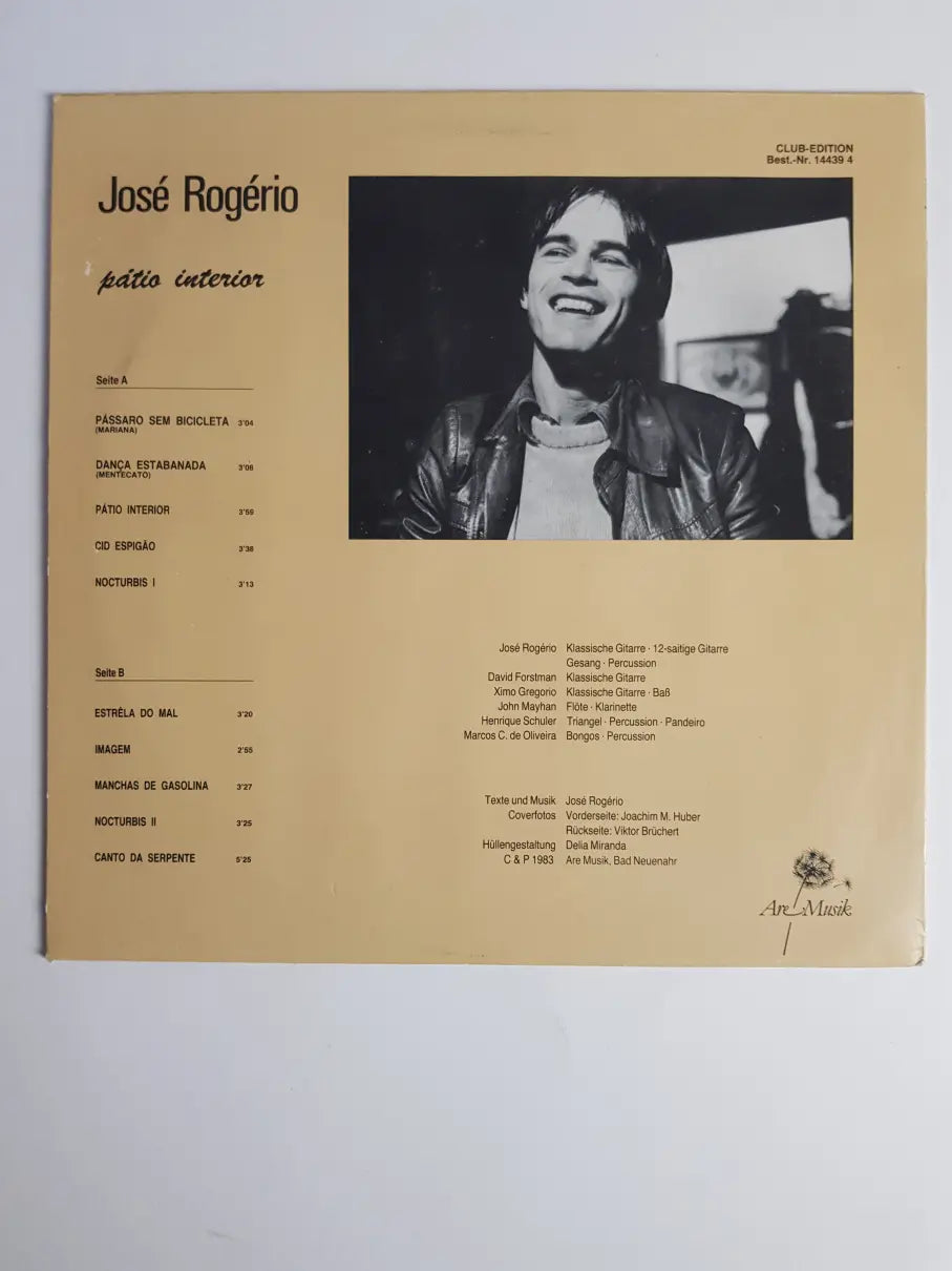 José Rogério – Pátio Interior