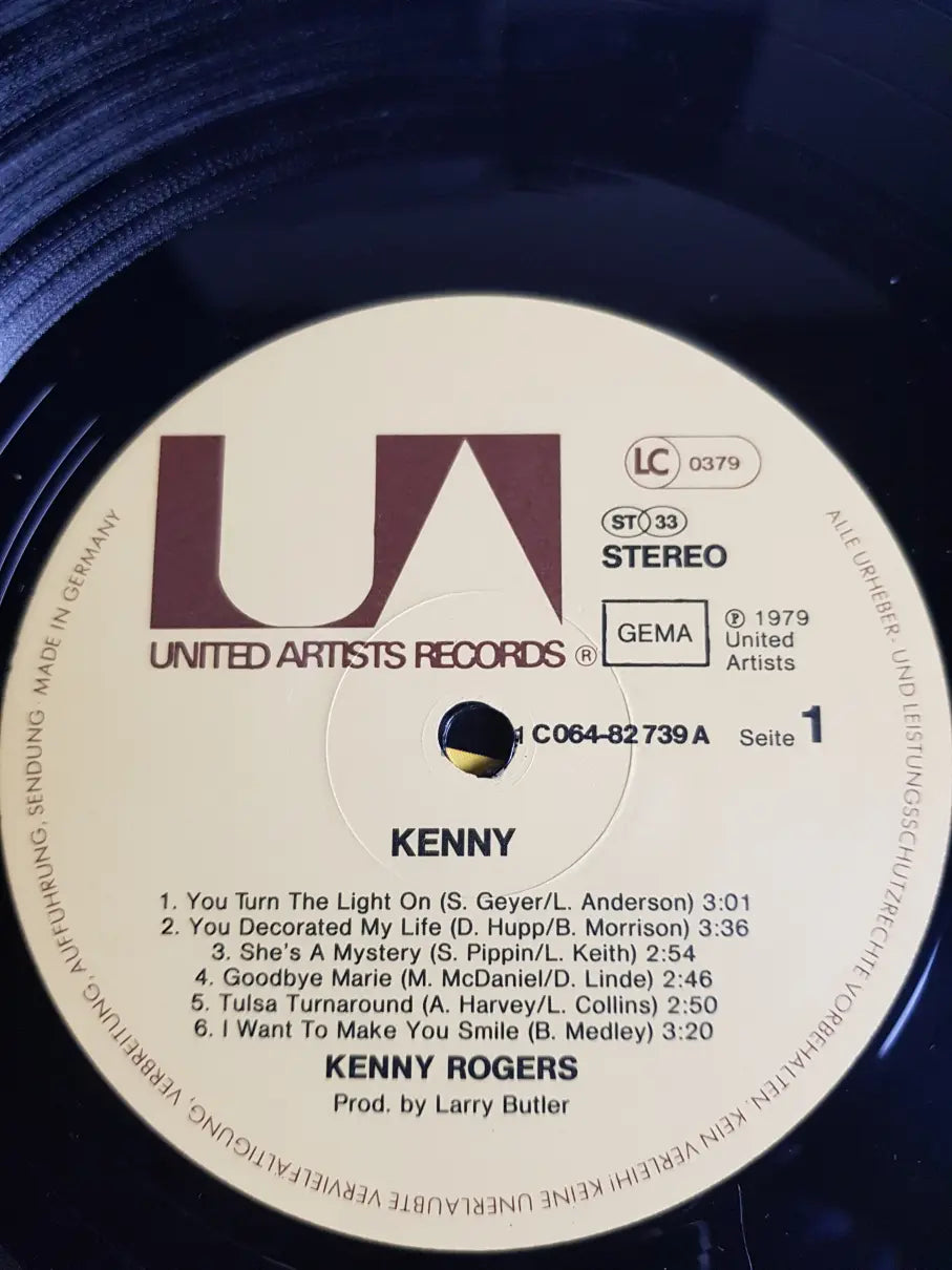 Kenny Rogers – Kenny
