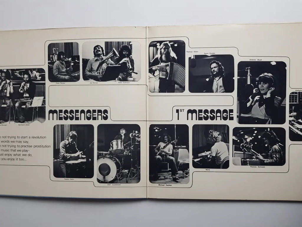 Messengers – First Message