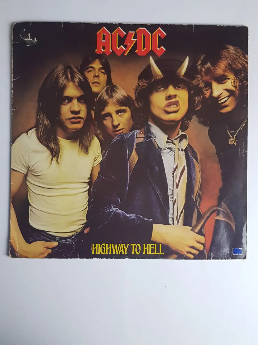 AC/DC – Highway To Hell