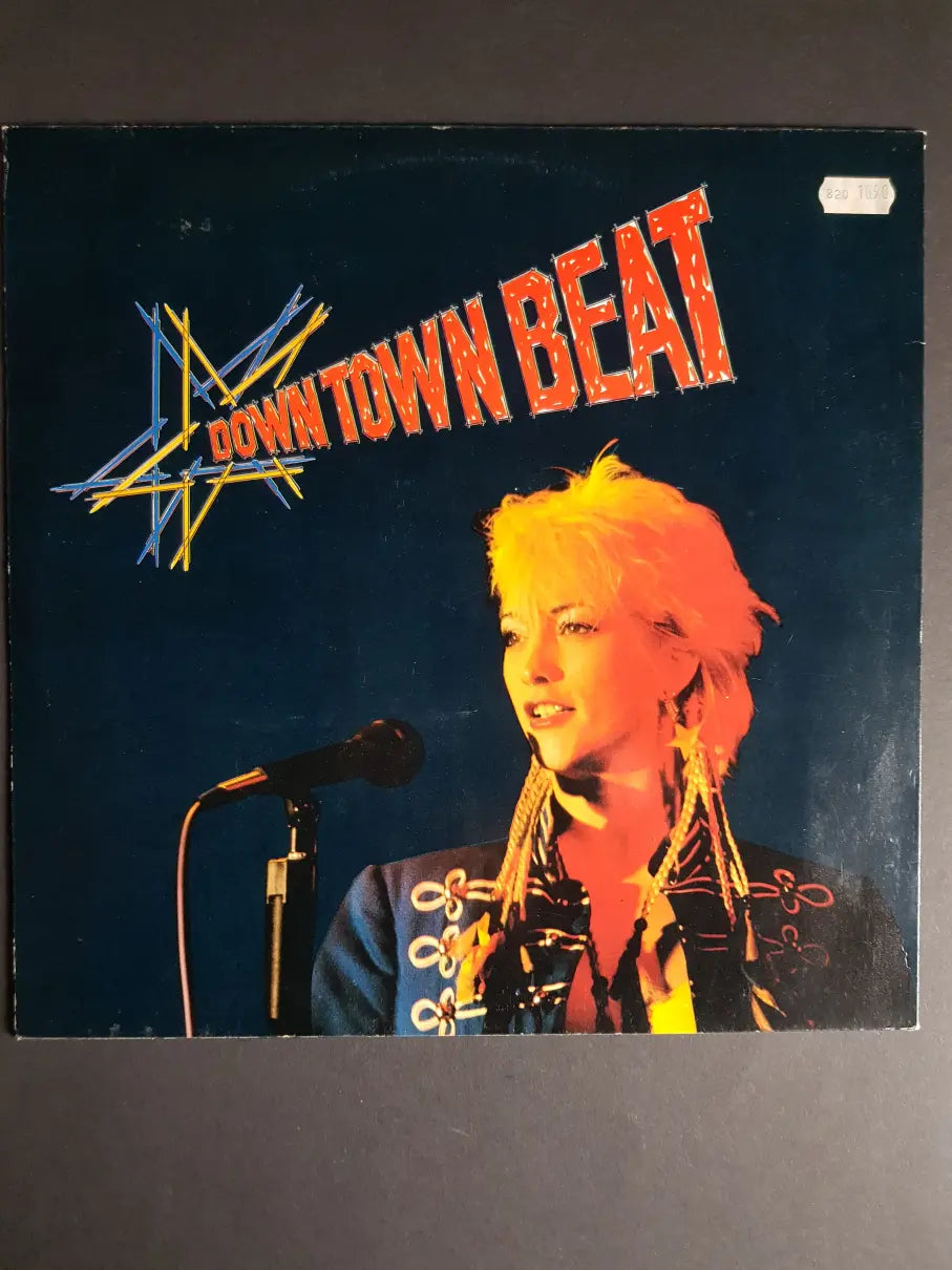 Chriss – Down Town Beat