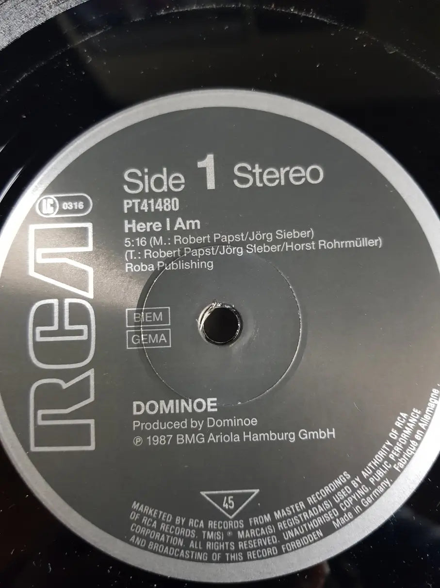 Dominoe – Here I Am