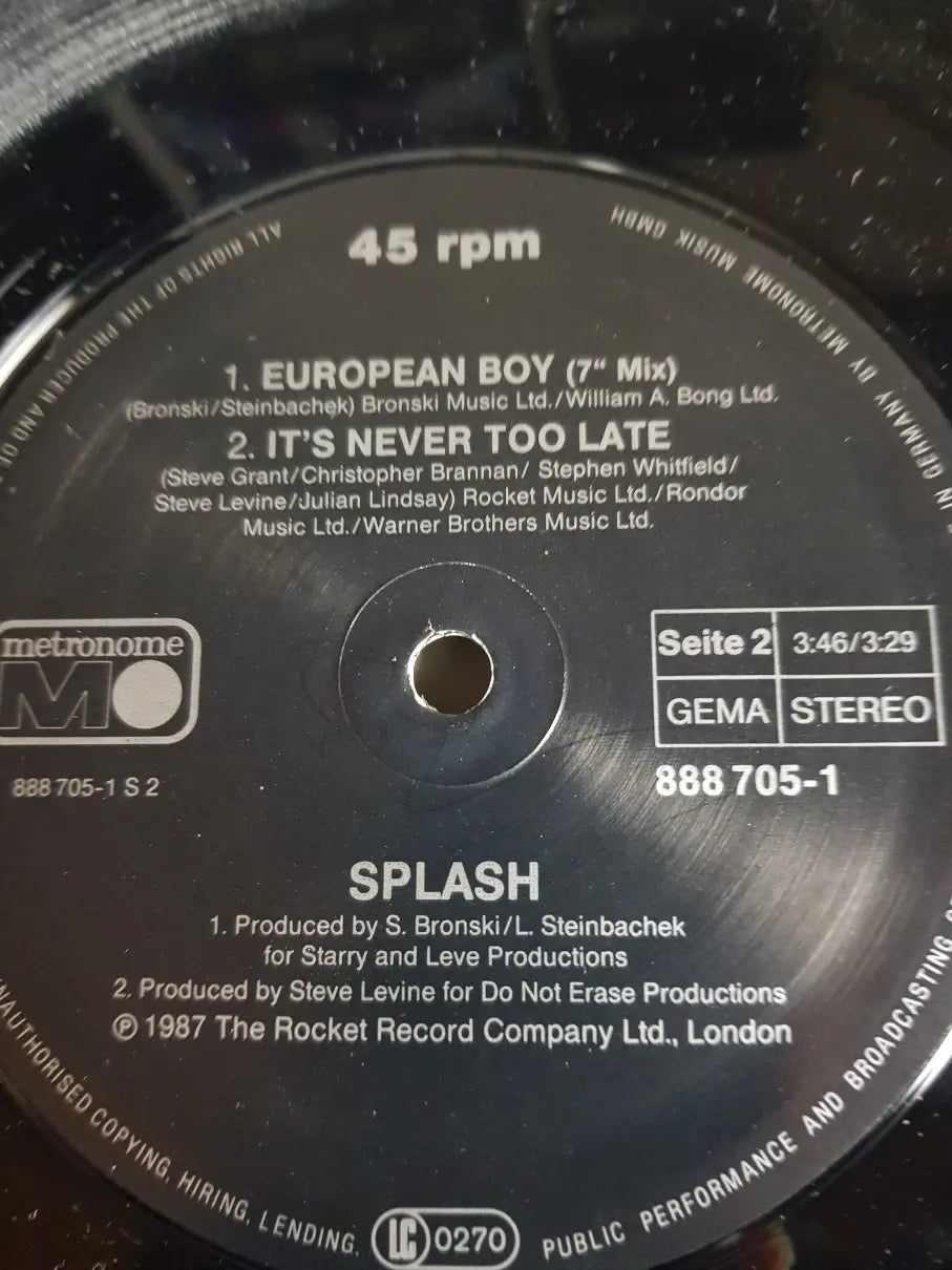 Splash  – European Boy