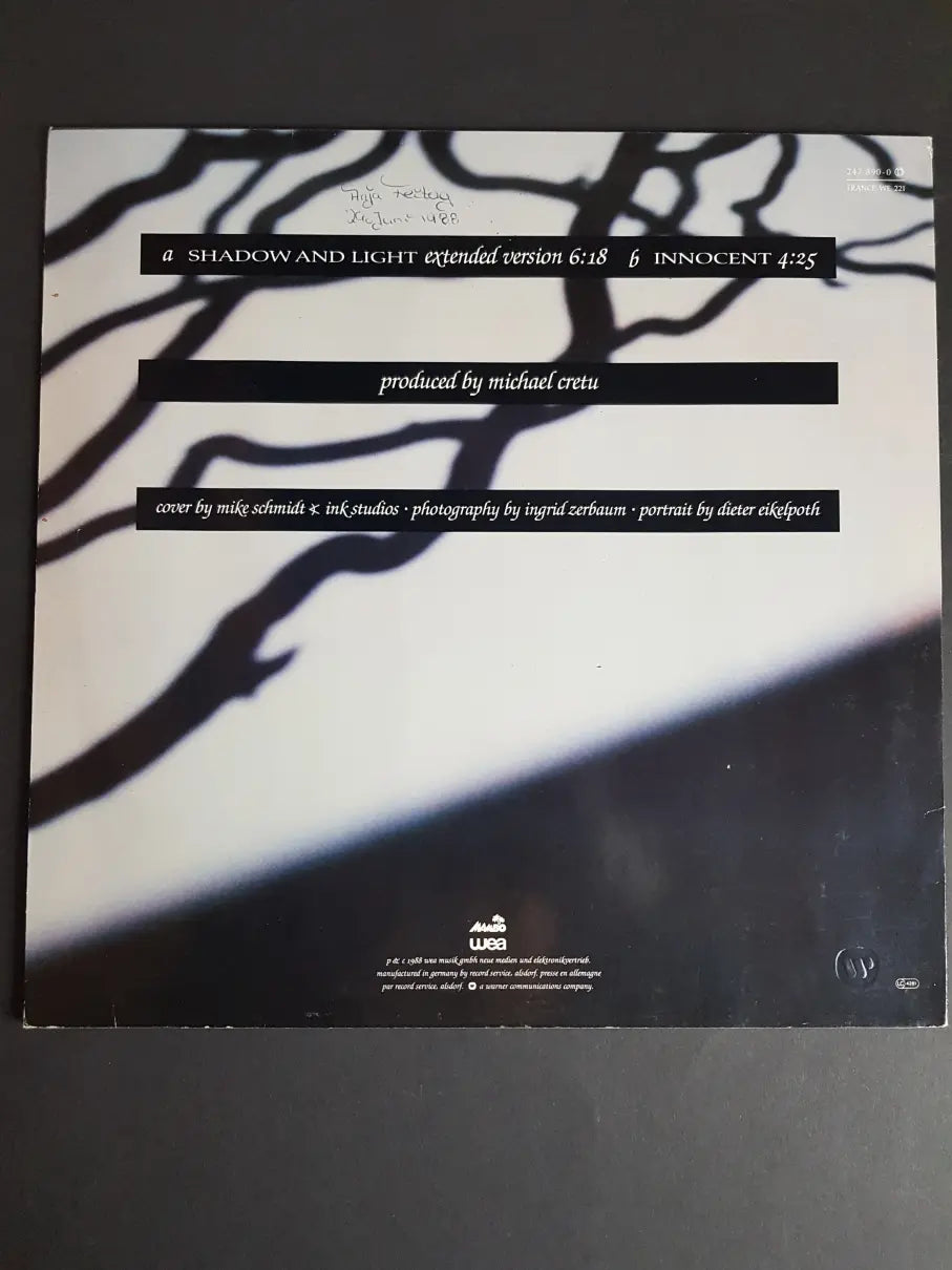 Inker & Hamilton – Shadow And Light