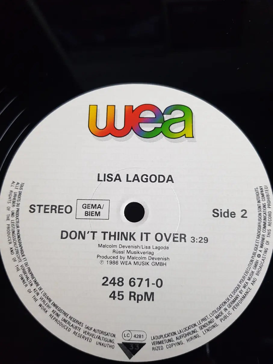 Lisa Lagoda – Helpless