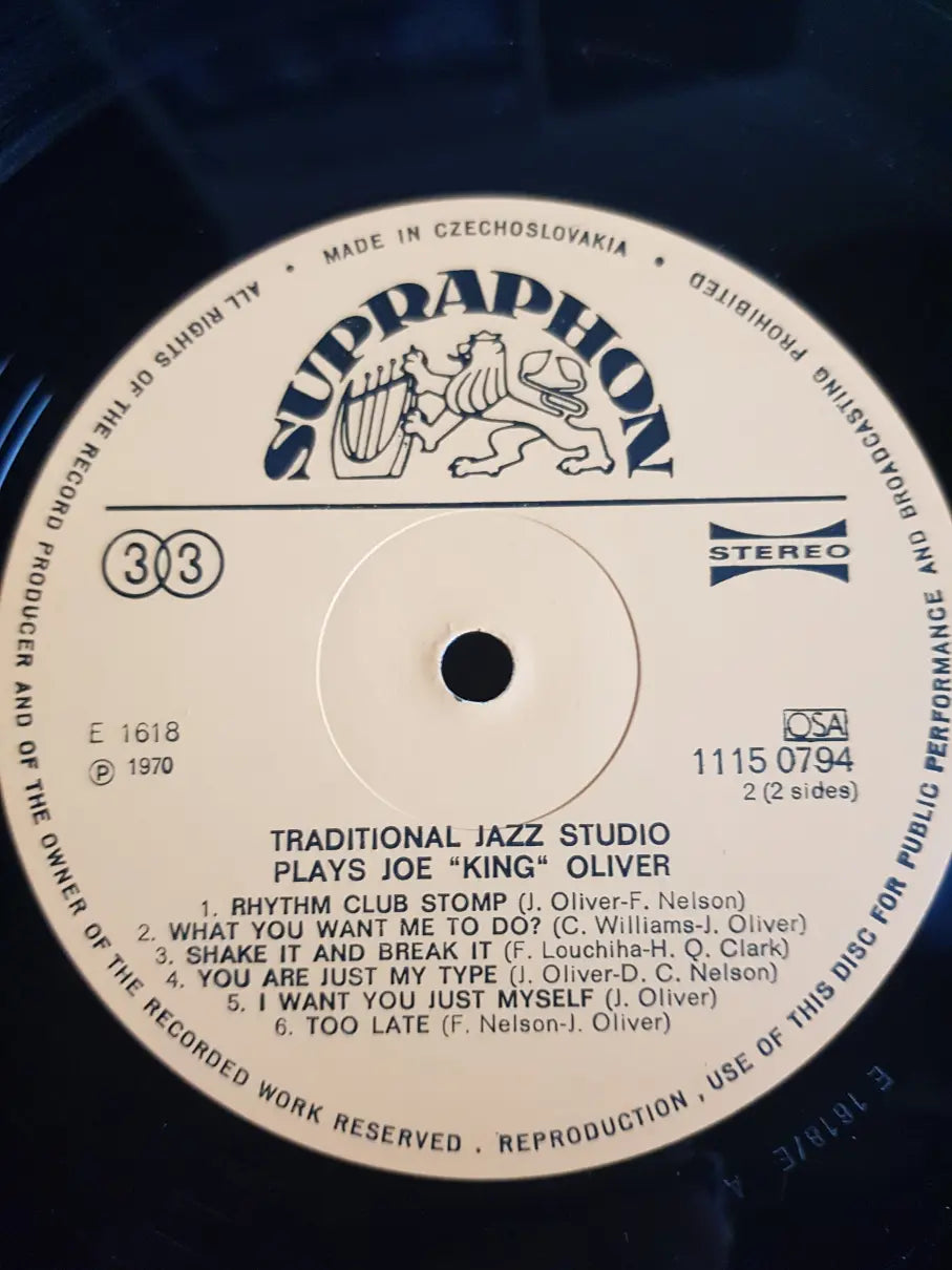 Traditional Jazz Studio – Plays Joe “King” Oliver