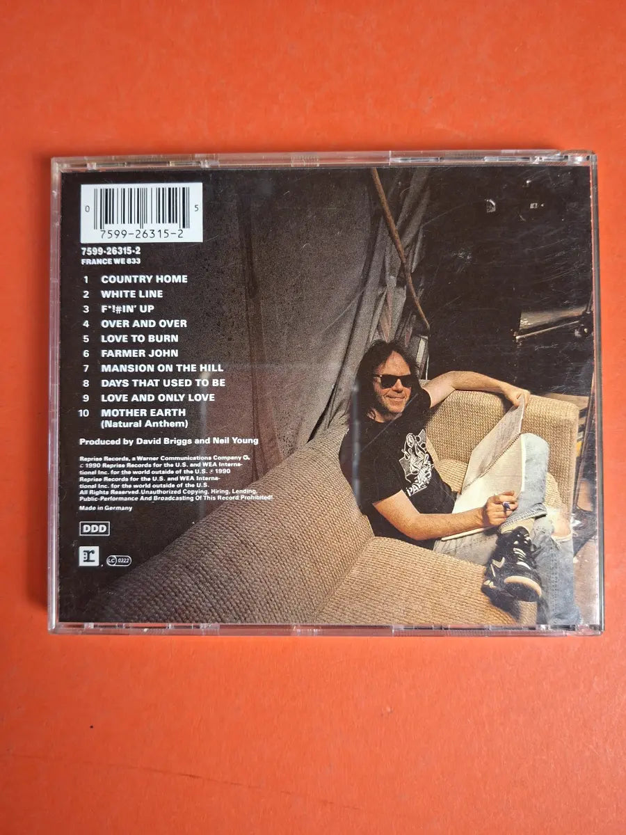 Neil Young + Crazy Horse – Ragged Glory