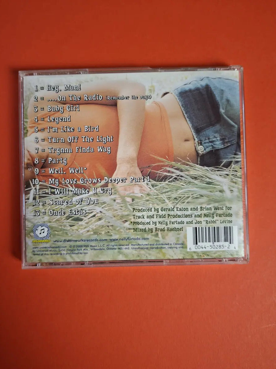 Nelly Furtado – Whoa, Nelly!