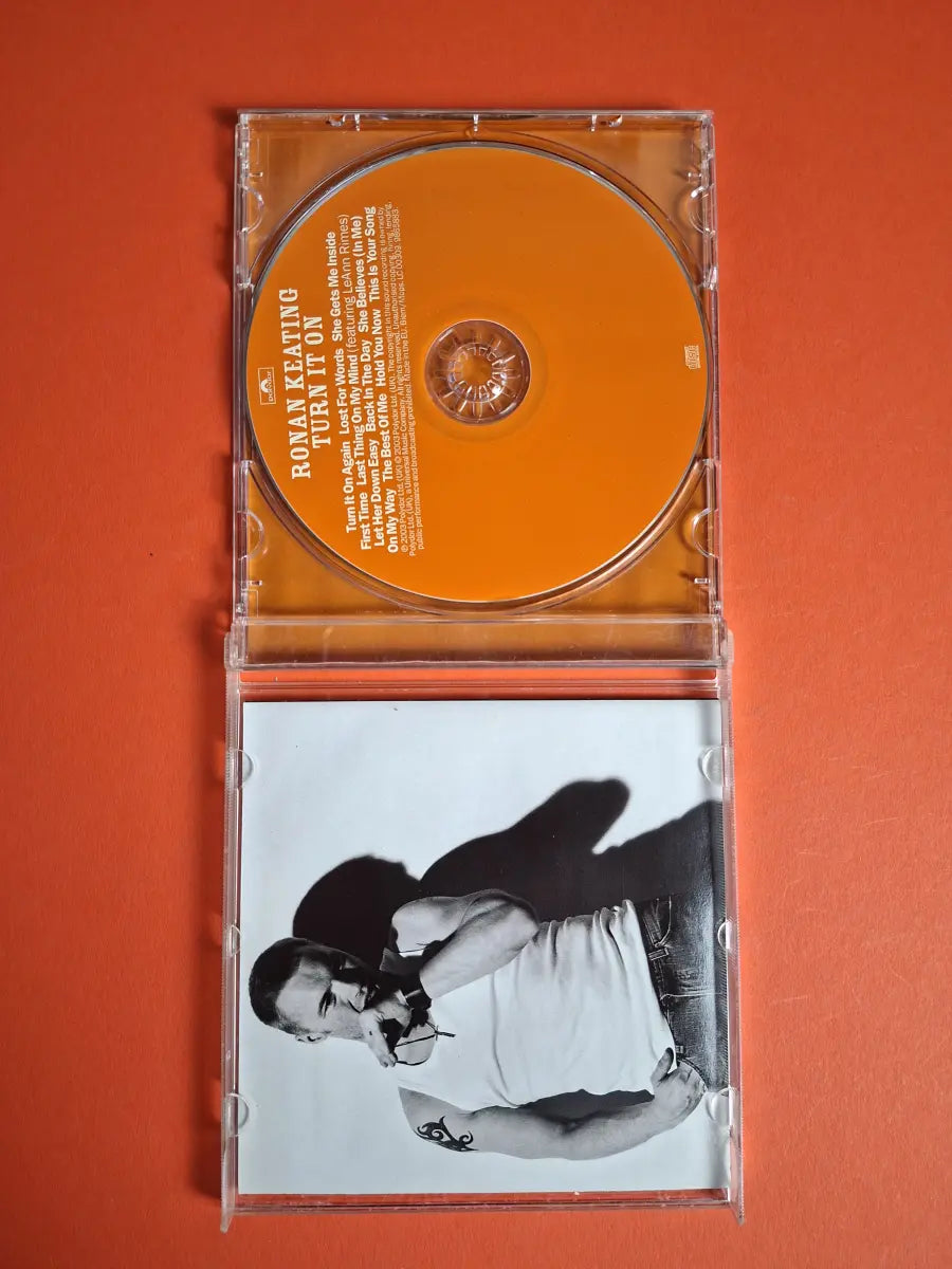 Ronan Keating – Turn It On