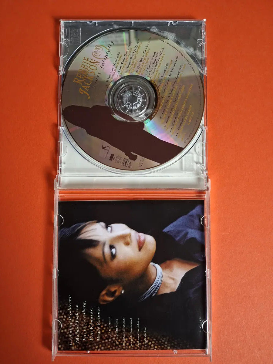 Rebbie Jackson – Yours Faithfully