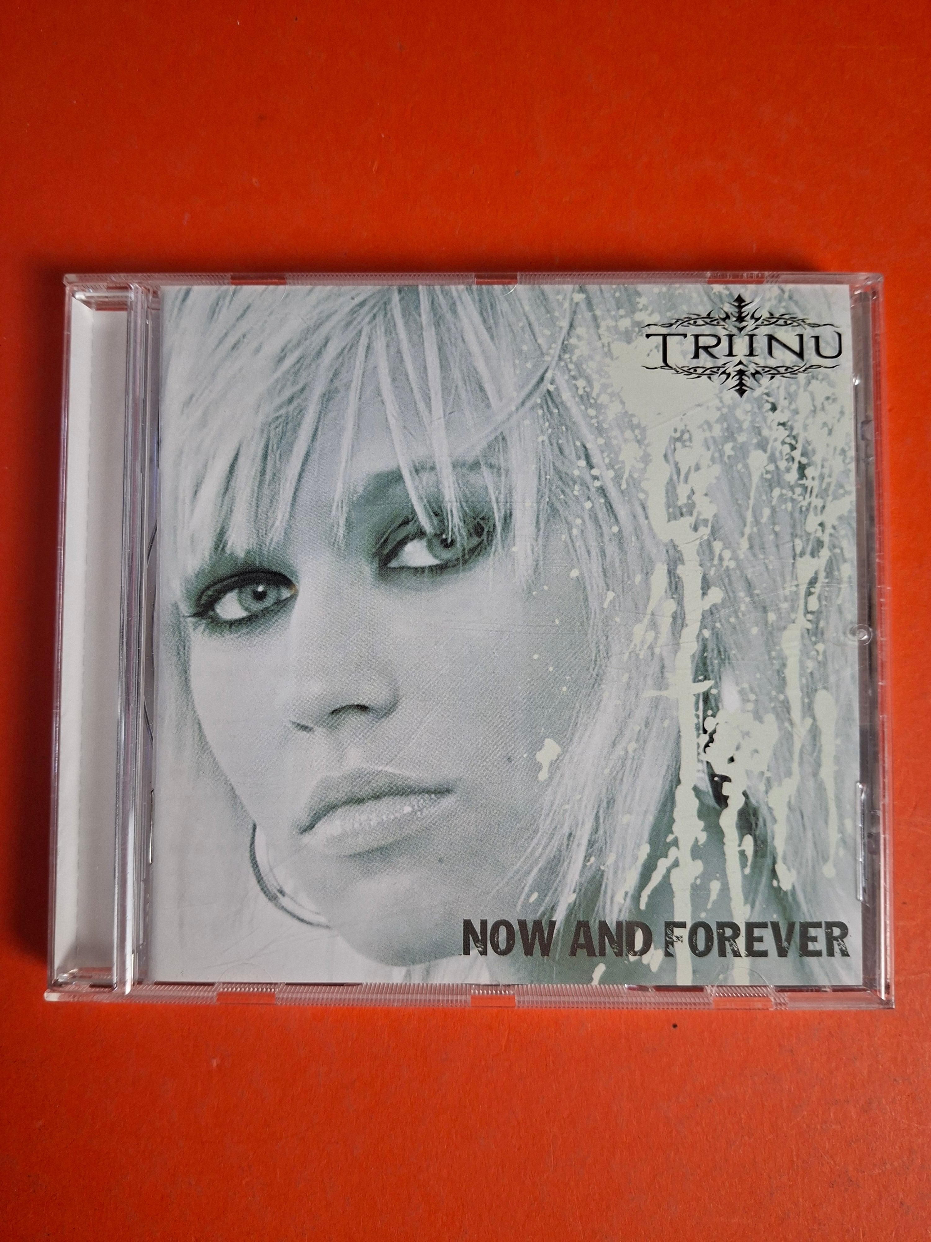 Triinu Kivilaan – Now And Forever