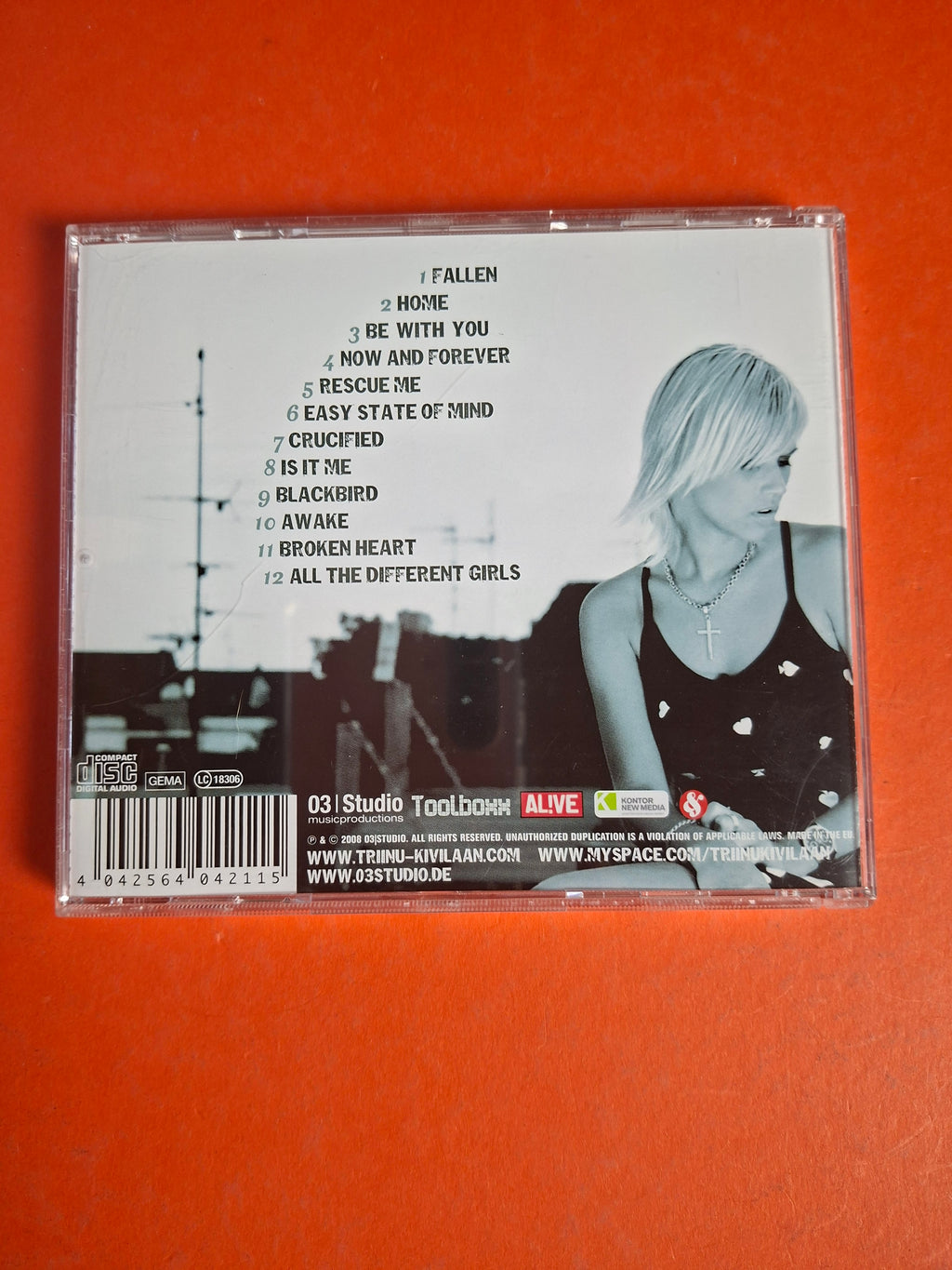Triinu Kivilaan – Now And Forever