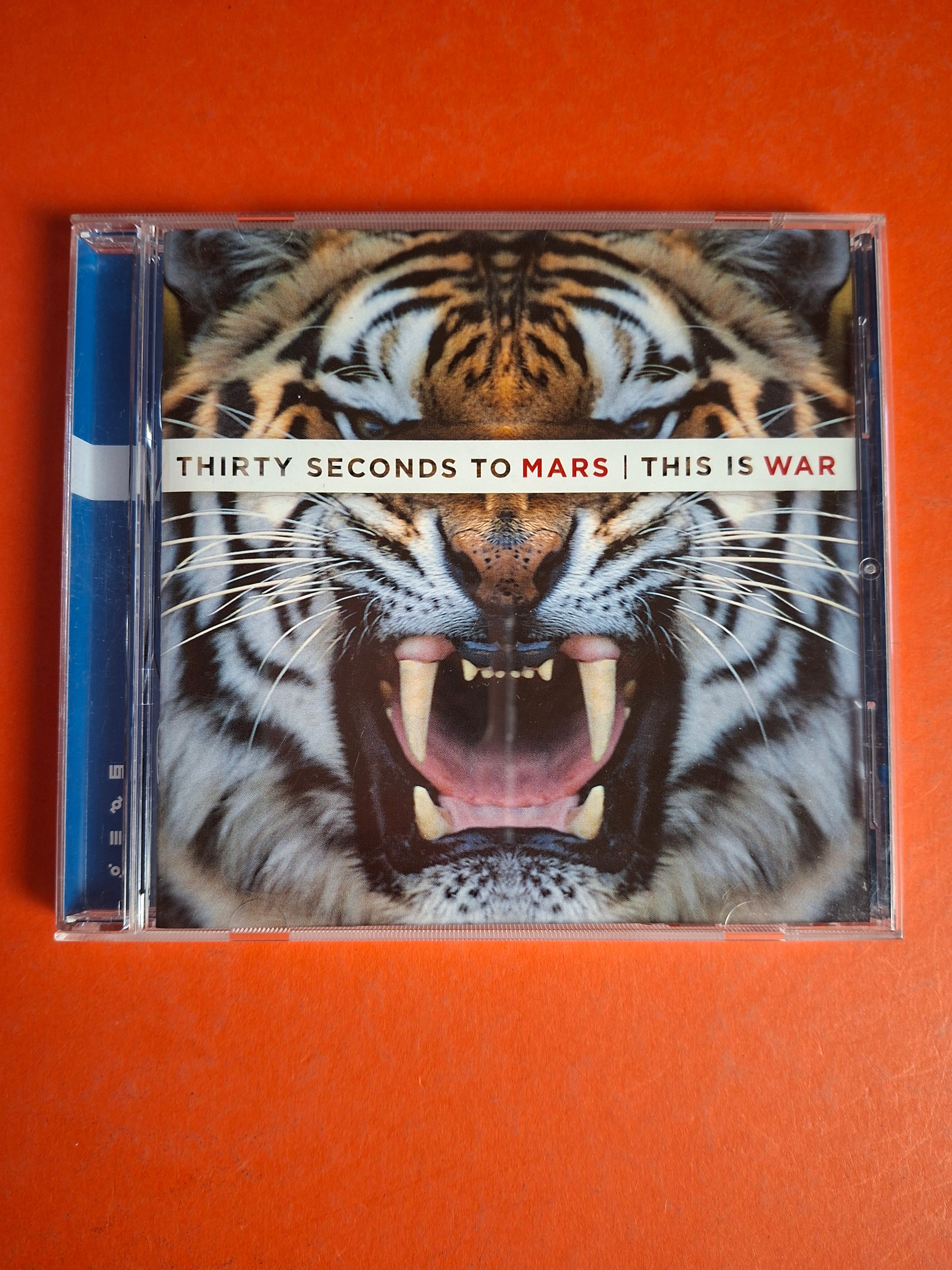 Thirty Seconds To Mars – This Is War