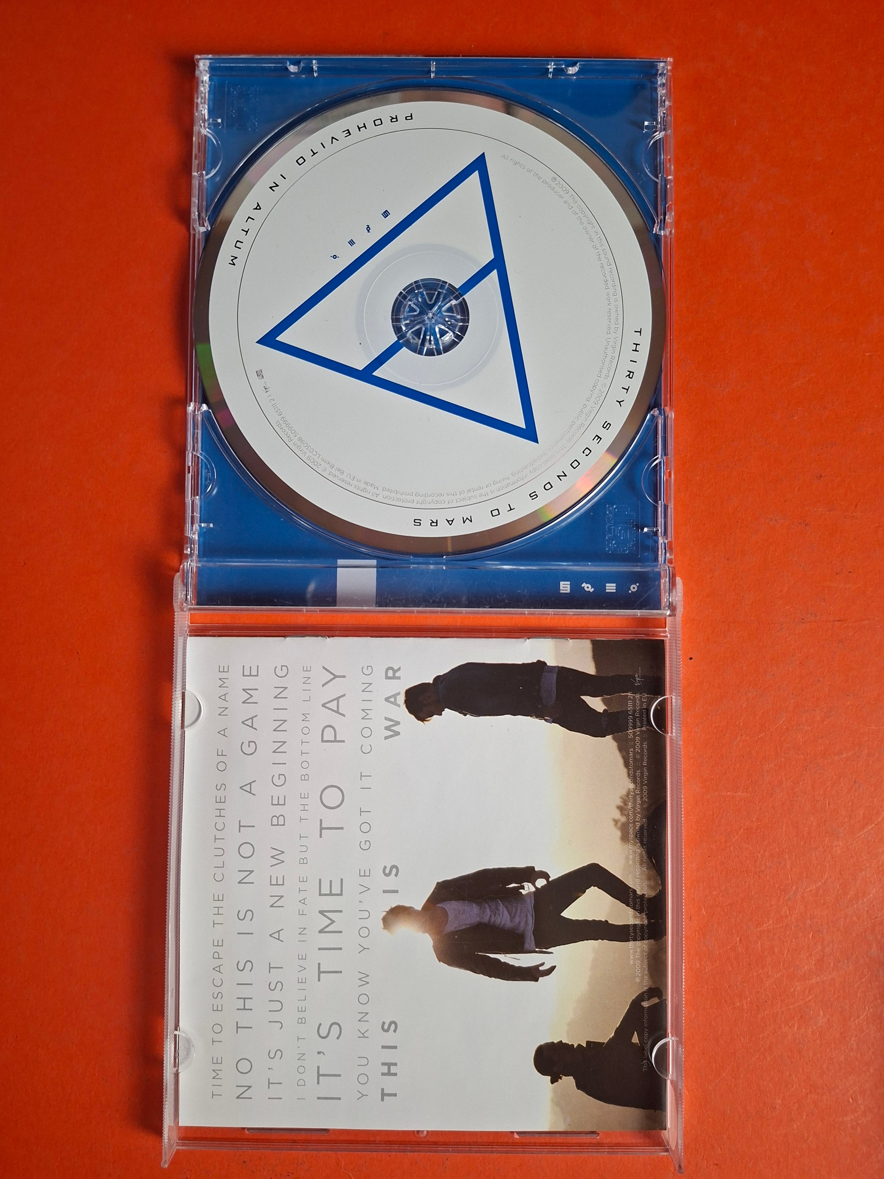 Thirty Seconds To Mars – This Is War