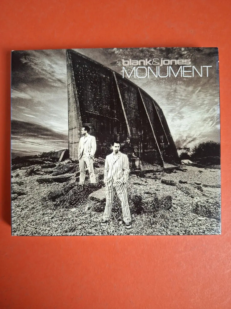 Blank & Jones – Monument