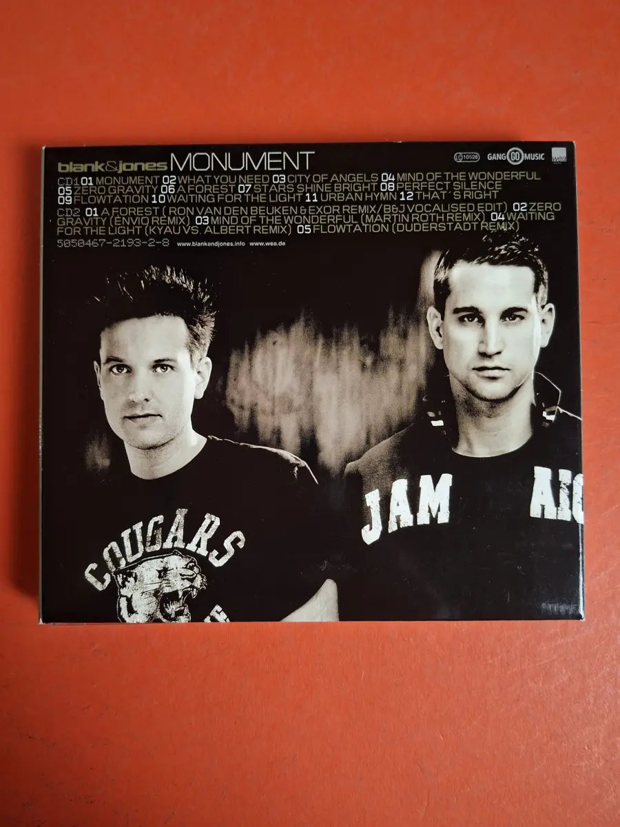 Blank & Jones – Monument