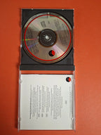 The Cure – Staring At The Sea • The Singles