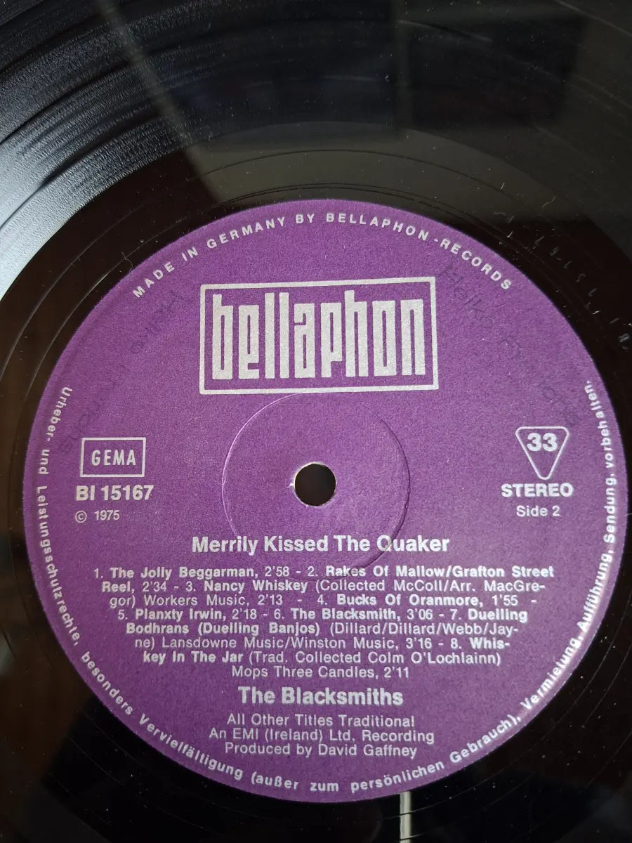 The Blacksmiths – Merrily Kissed The Quaker