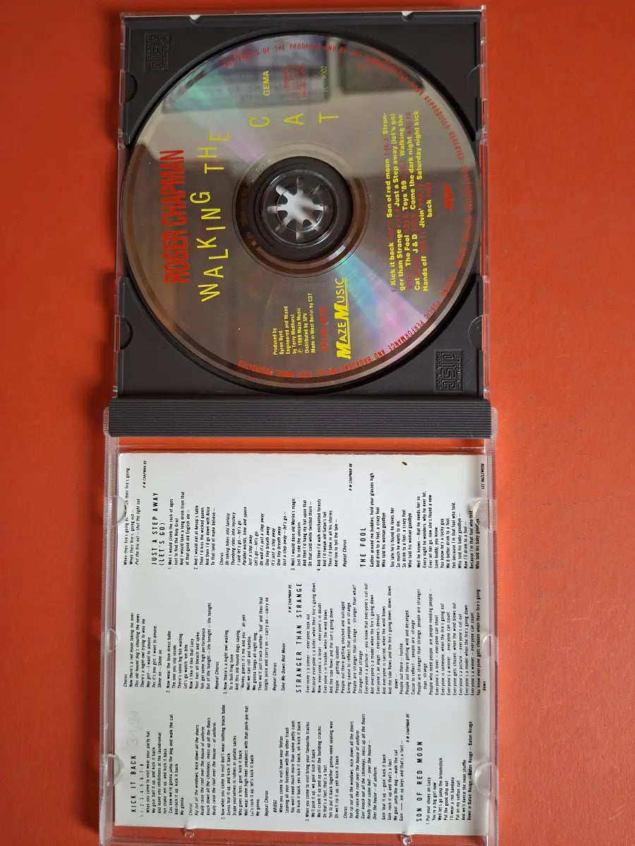 Roger Chapman – Walking The Cat