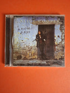 Alice Cooper – A Fistful Of Alice