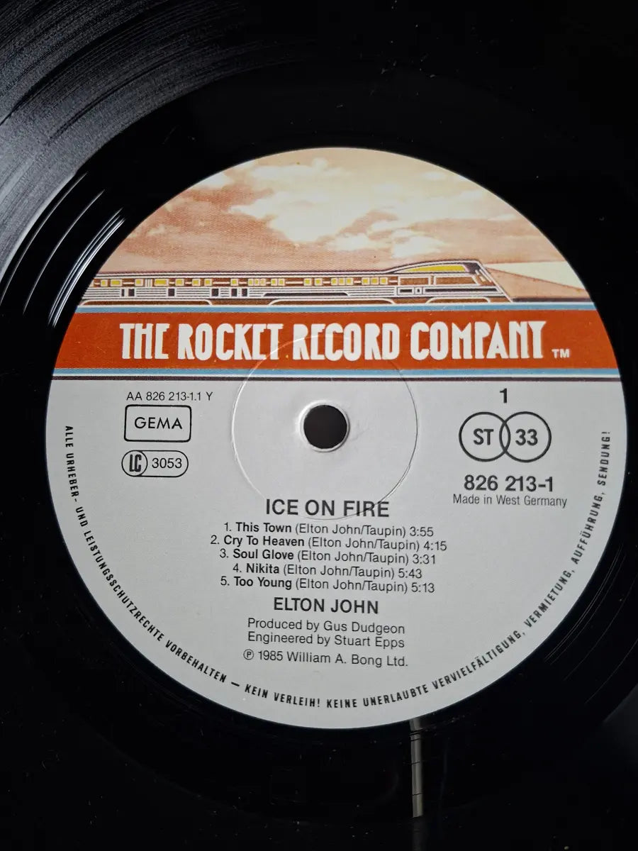 Elton John – Ice On Fire