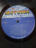 Stevie Wonder – Looking Back