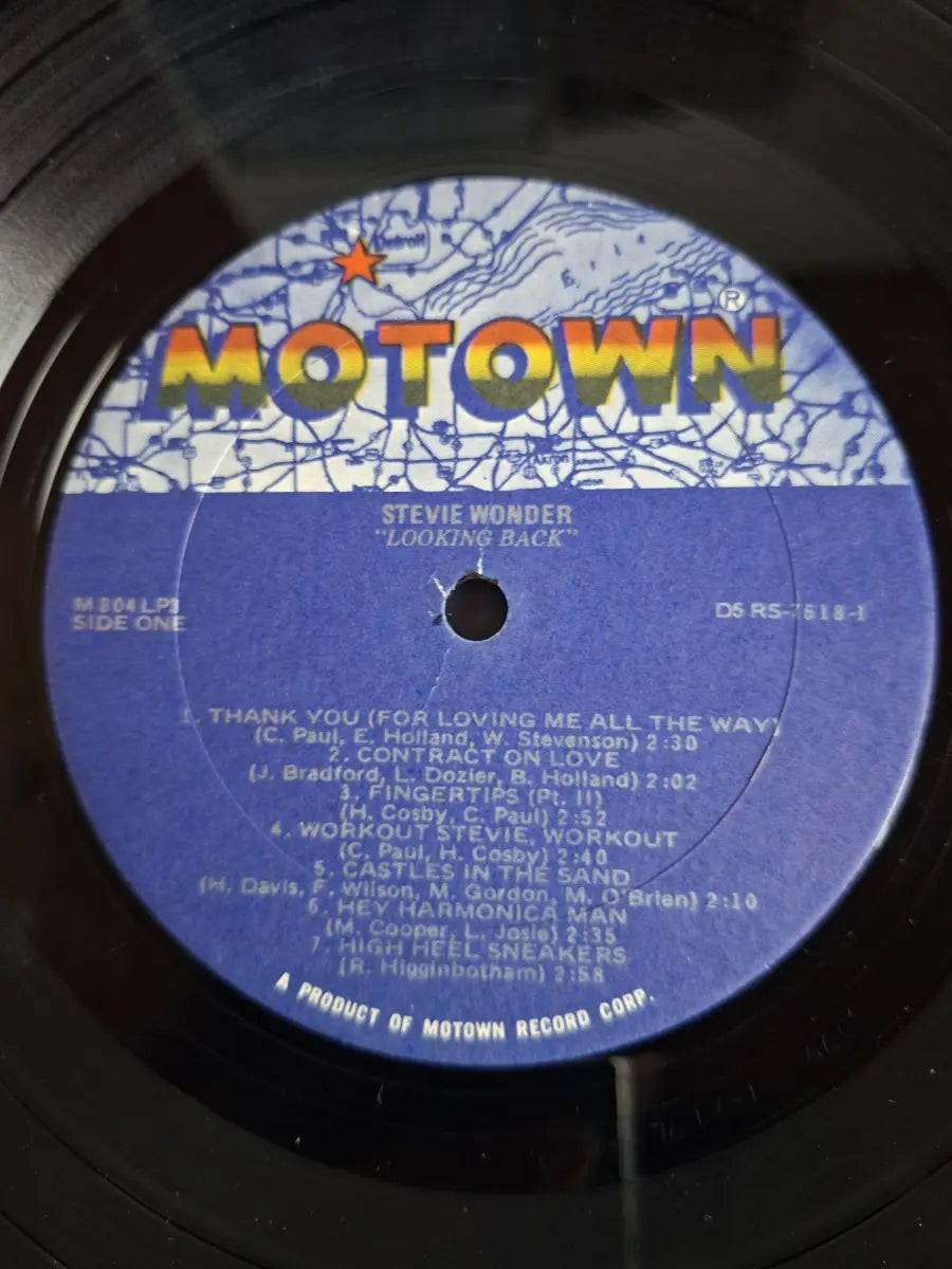 Stevie Wonder – Looking Back