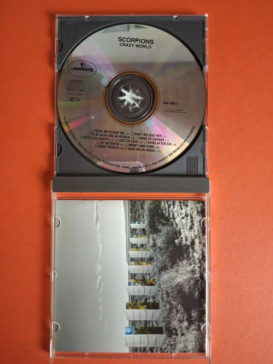 Scorpions – Crazy World