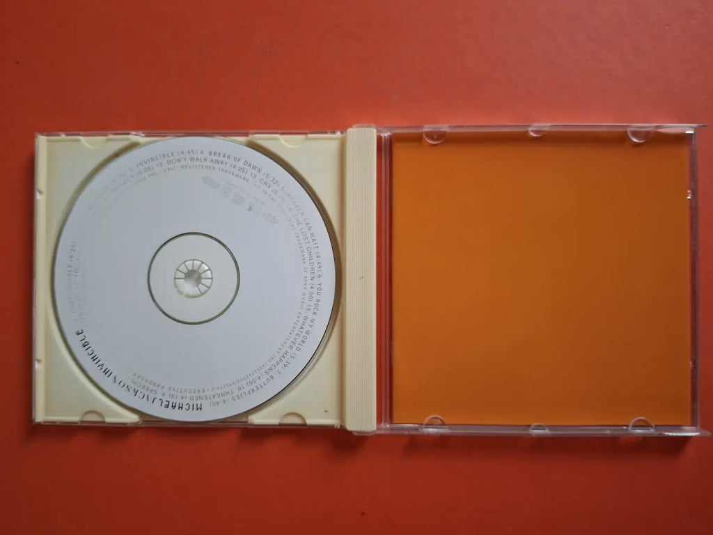 Michael Jackson – Invincible