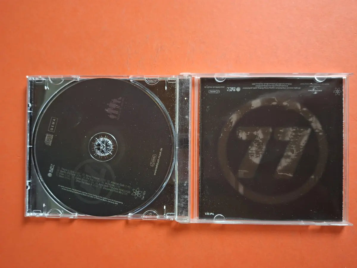 Lluther – Agents Of Empire