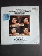 Trude Herr – Niemals Geht Man So Ganz