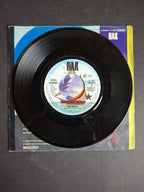 Kim Wilde – Dancing In The Dark