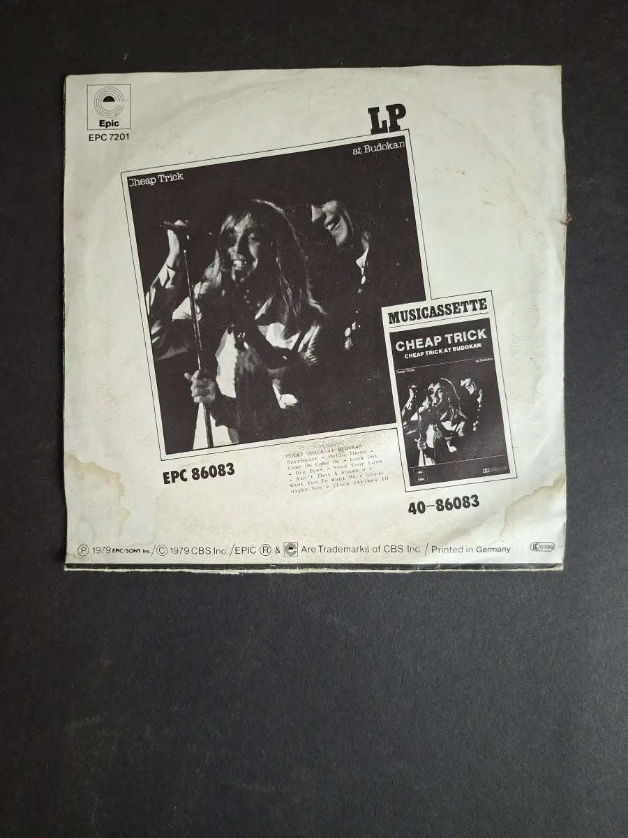 Cheap Trick – I Want You To Want Me