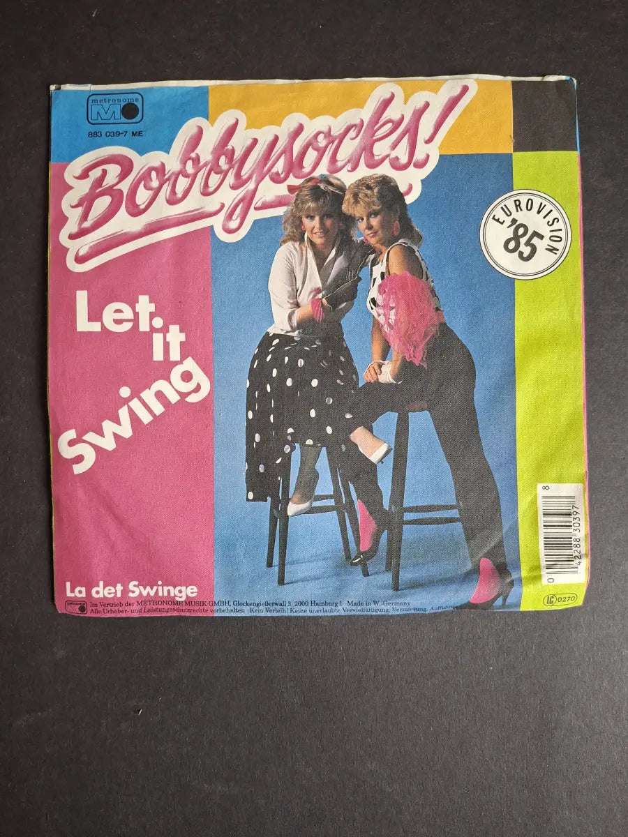 Bobbysocks! – Let It Swing
