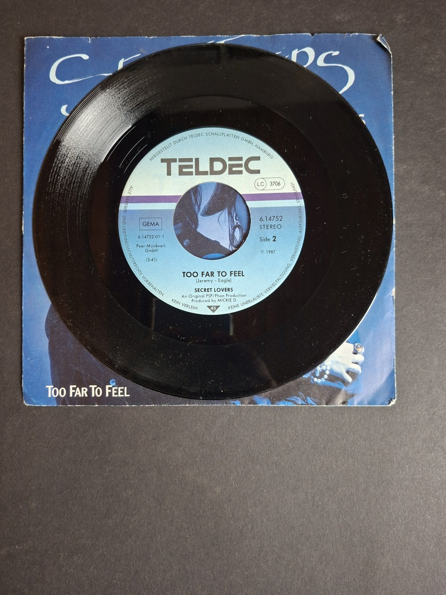 Secret Lovers - I See It In Your Eyes