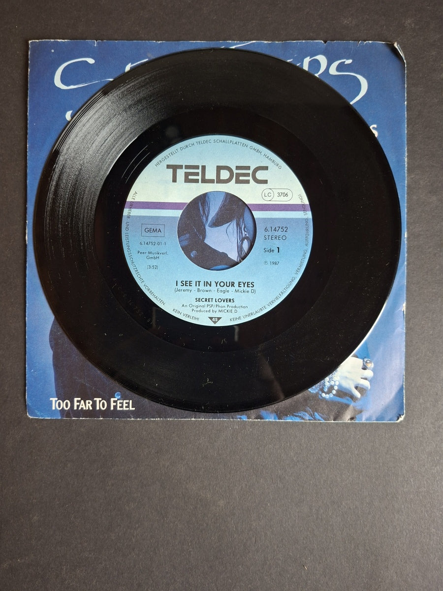 Secret Lovers - I See It In Your Eyes