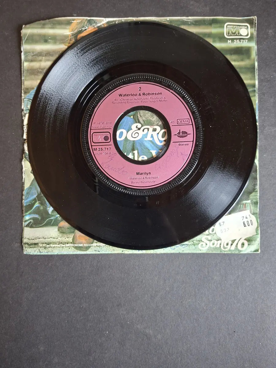 Waterloo & Robinson – My Little World