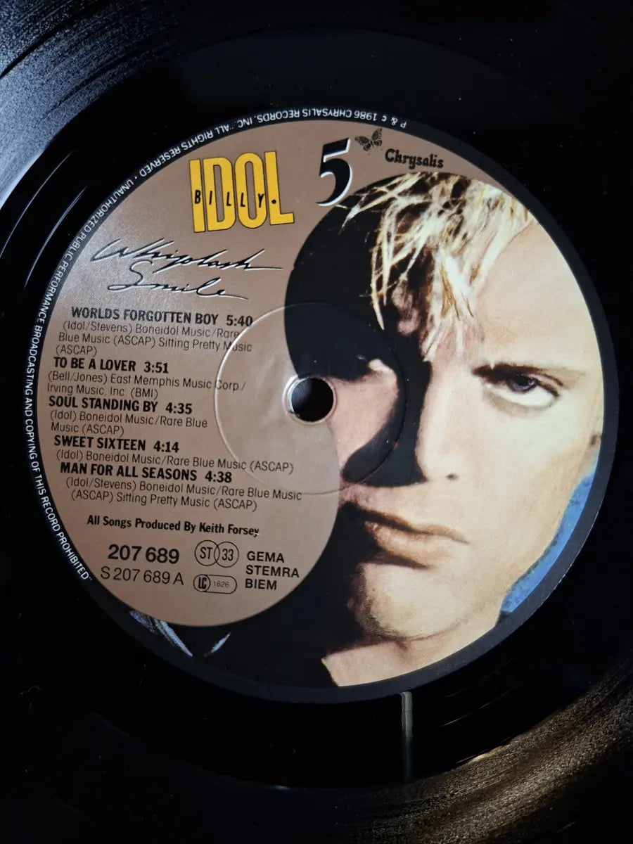 Billy Idol – Whiplash Smile
