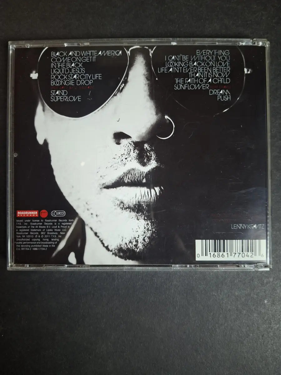 Lenny Kravitz – Black And White America