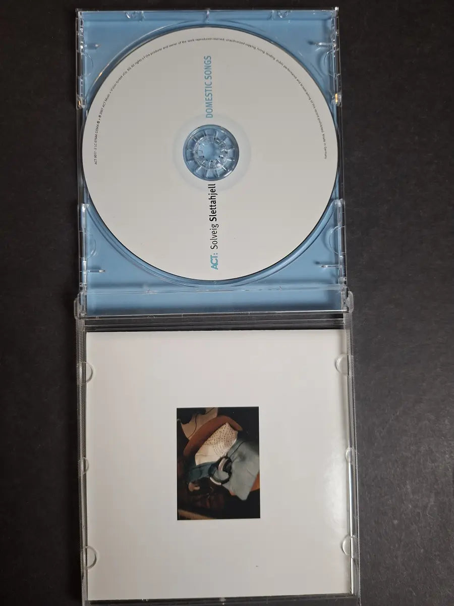 Solveig Slettahjell – Domestic Songs